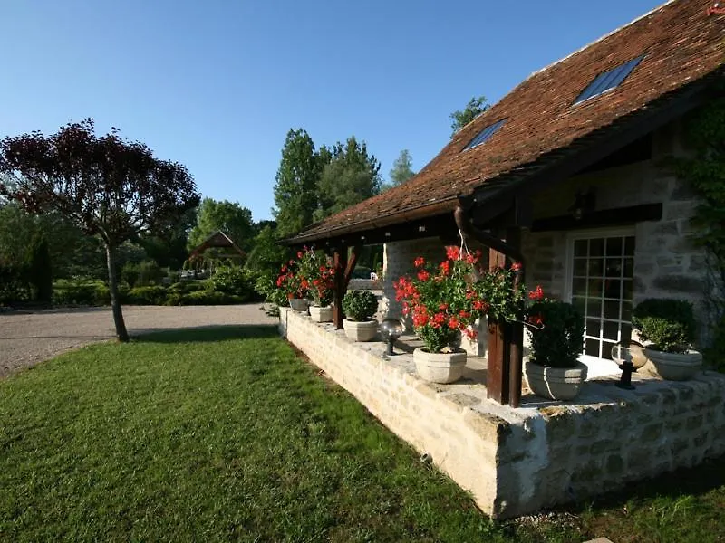 Moulin Du Soustre Bed and Breakfast Cavagnac 0*,  Frankrike