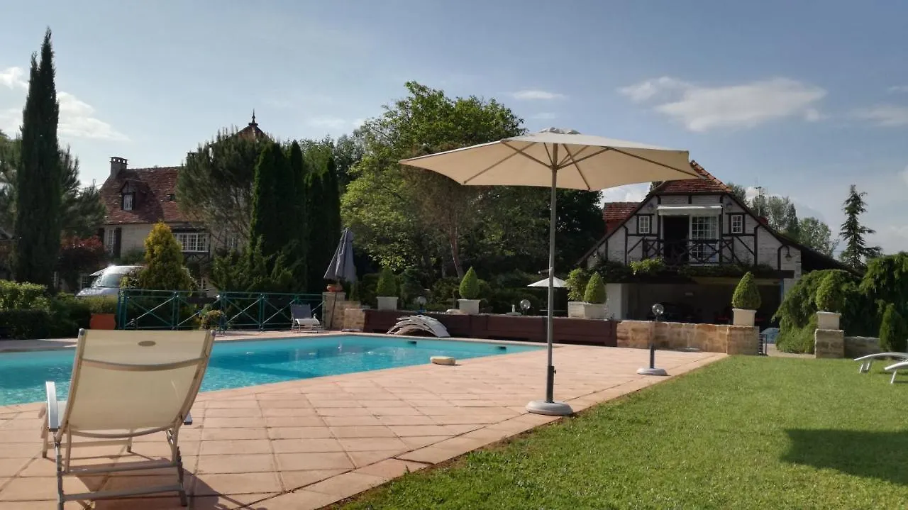 Moulin Du Soustre Bed and Breakfast Cavagnac Bed & Breakfast