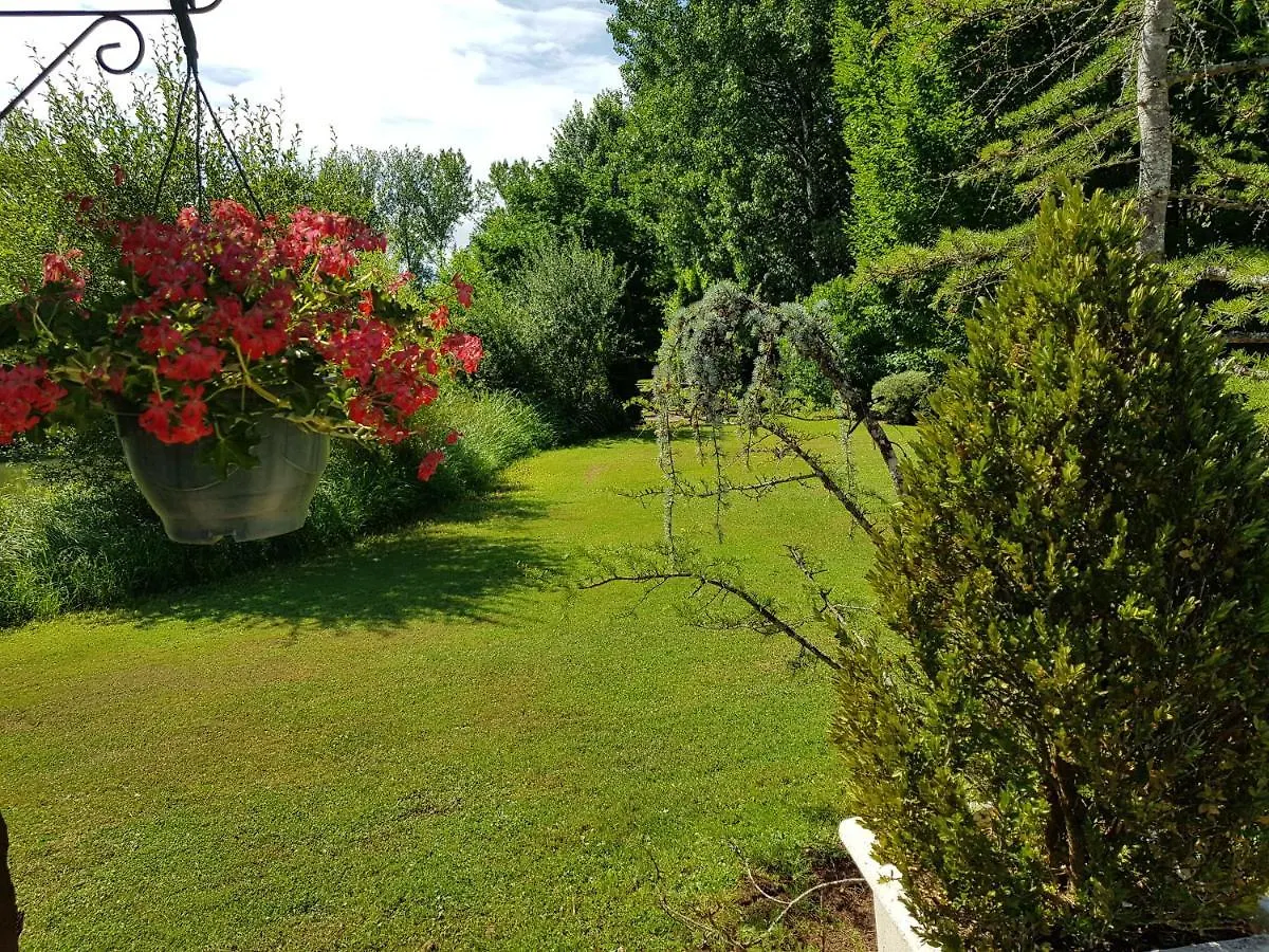 Cavagnac Moulin Du Soustre Bed & Breakfast フランス