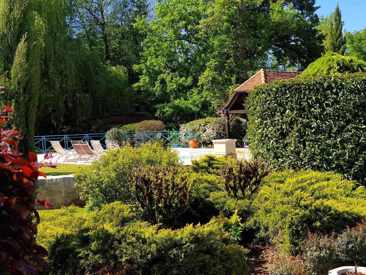 Moulin Du Soustre Bed and Breakfast Cavagnac Bed & Breakfast