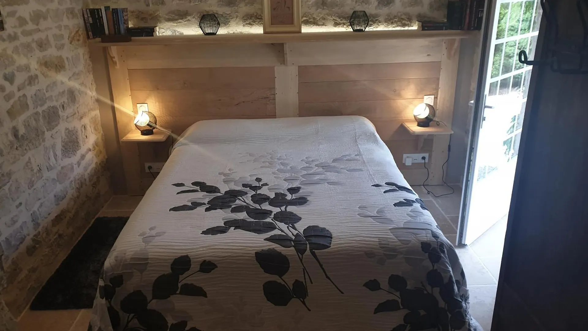 Moulin Du Soustre Bed and Breakfast Cavagnac 0*,