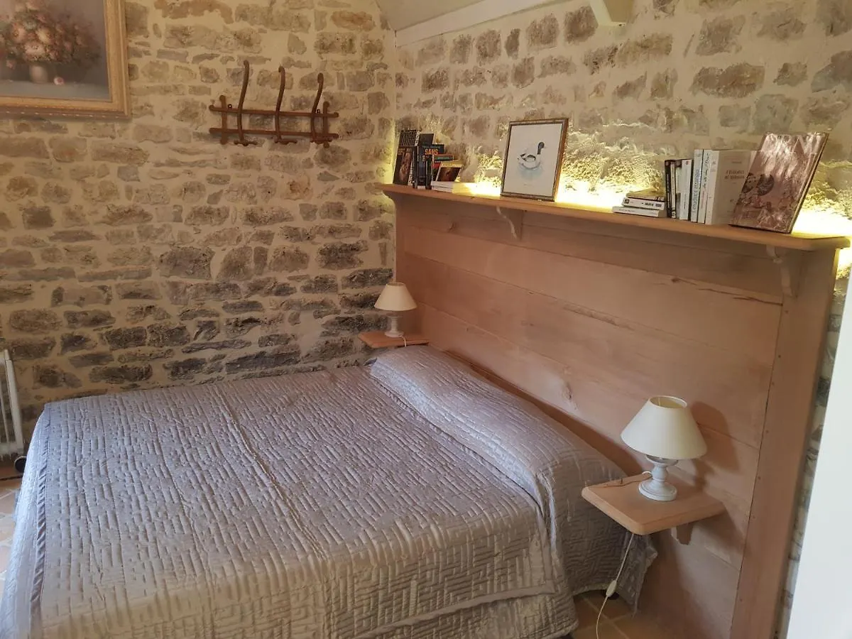 Moulin Du Soustre Bed & Breakfast Cavagnac