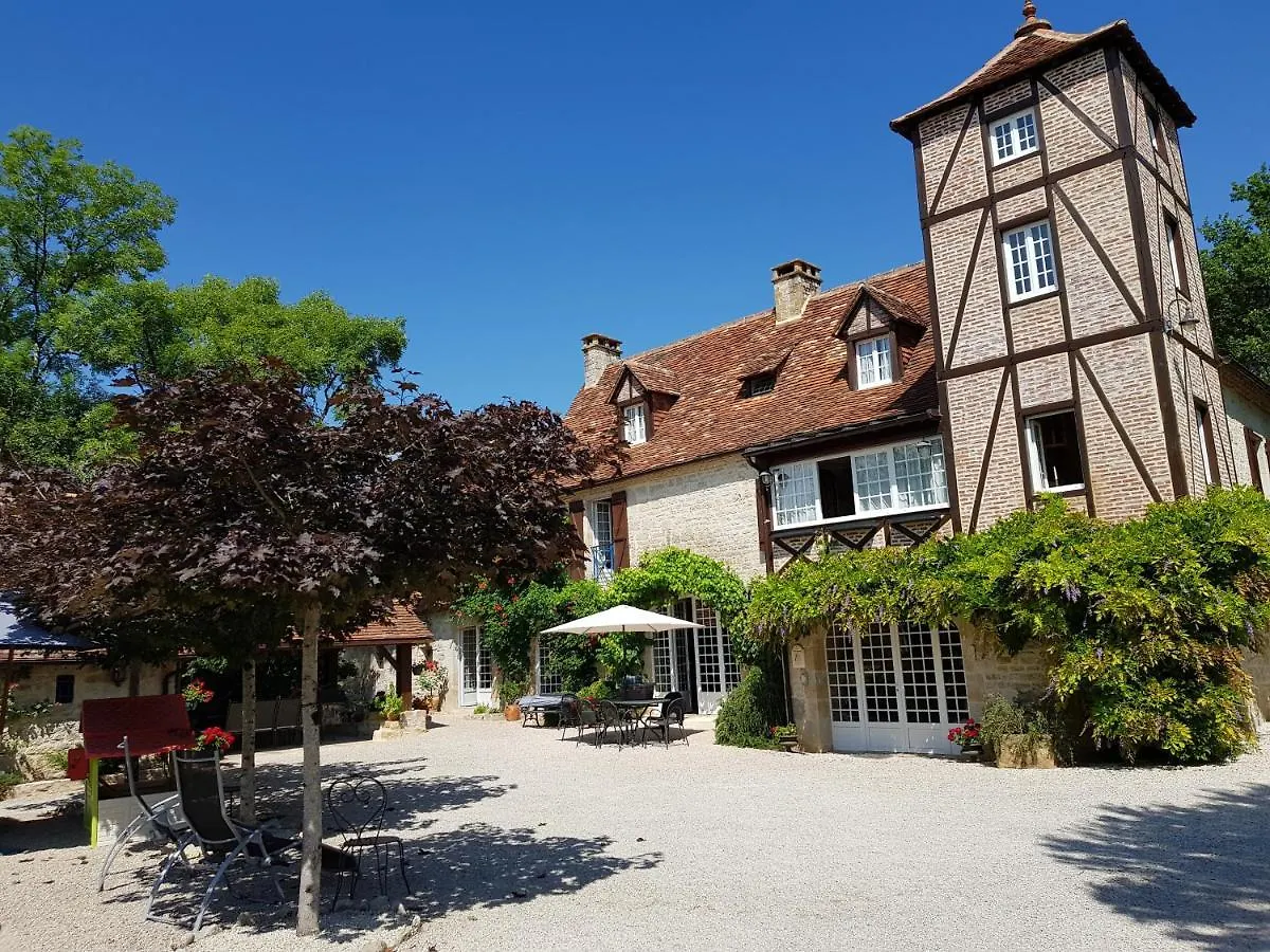 Moulin Du Soustre Bed & Breakfast Cavagnac