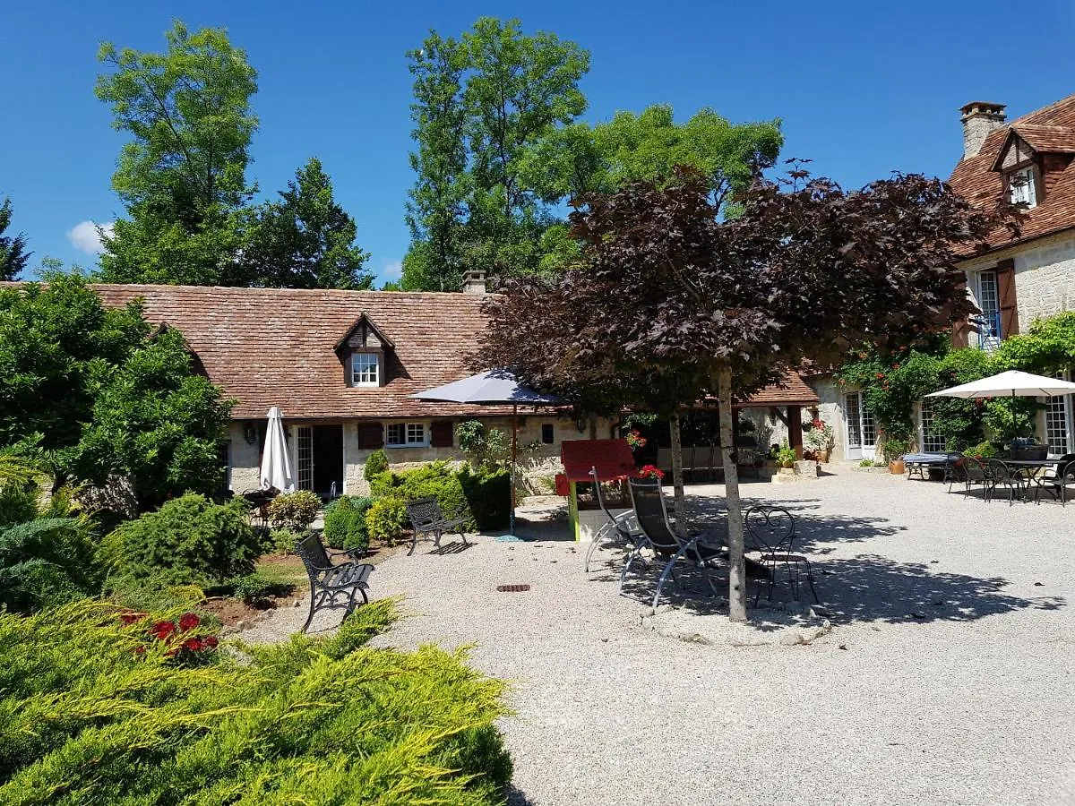 Moulin Du Soustre Bed & Breakfast Cavagnac France