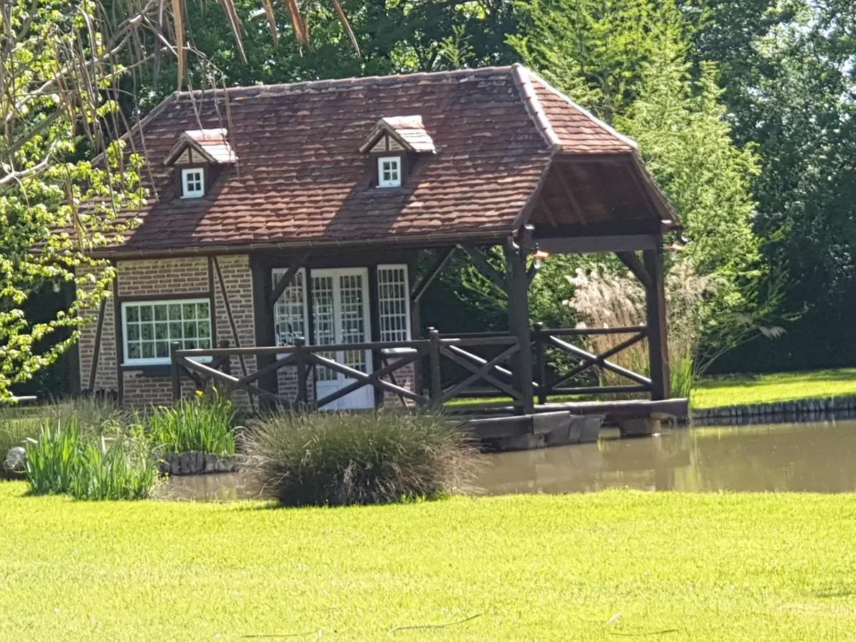 Moulin Du Soustre Bed & Breakfast Cavagnac