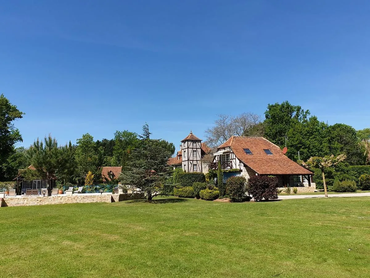 Moulin Du Soustre Bed & Breakfast Cavagnac