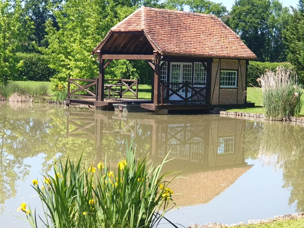Moulin Du Soustre Bed & Breakfast Cavagnac 0*,